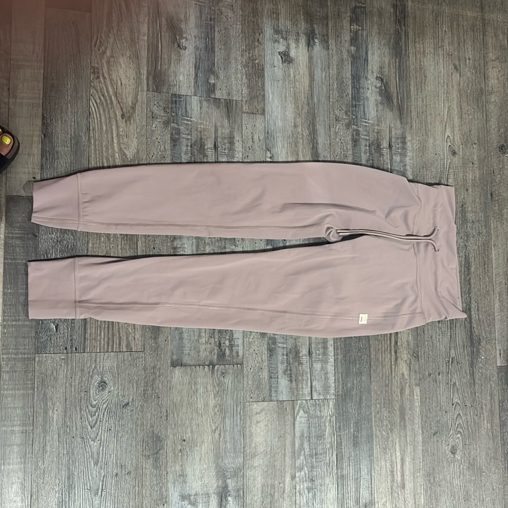 Vuori lavender leggings